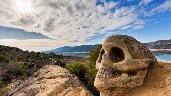 Route of the Faces / Ruta de las Caras, Buendia, Cuenca, Spain