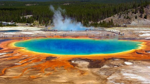 Grand Prismatic Spring in Yellowstone National Park