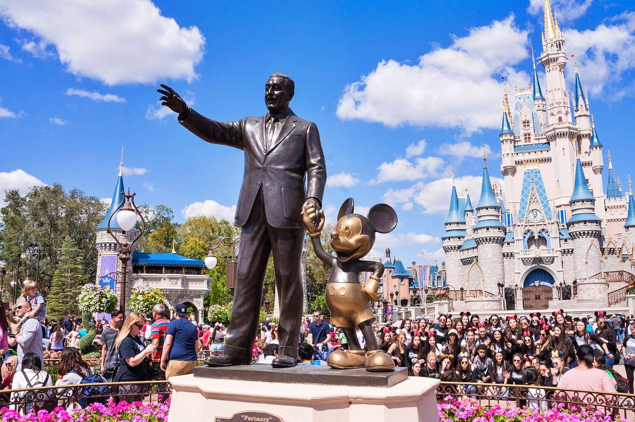 Discounts for families at Disneyland