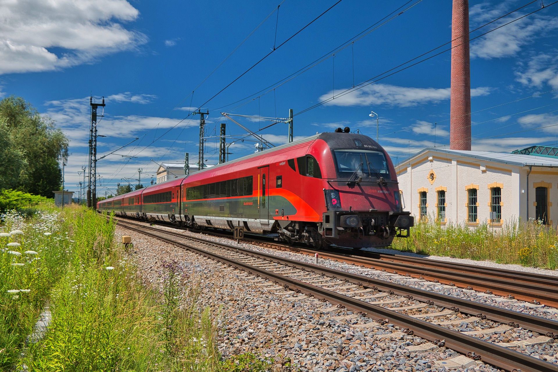 Austria rail operator OeBB introducing luxury night trains