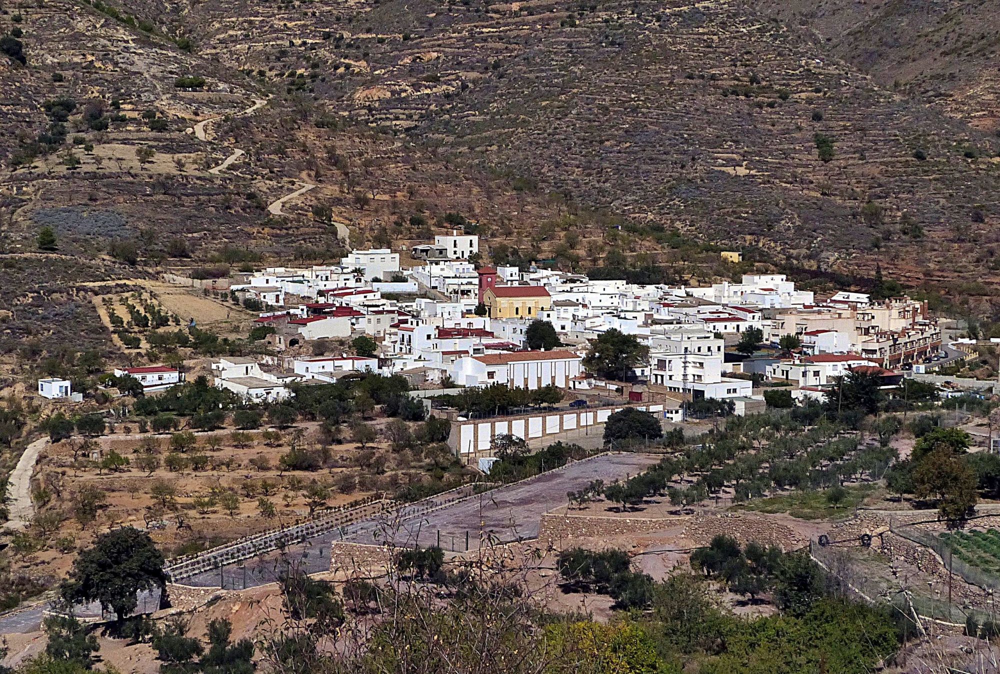 The village of Enix in Almeria has 11 bars for 690 inhabitants