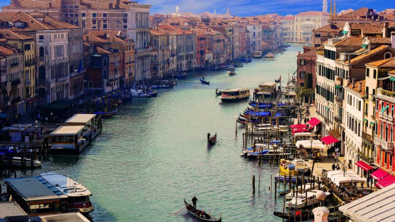 Venice to introduce new measures against overtourism