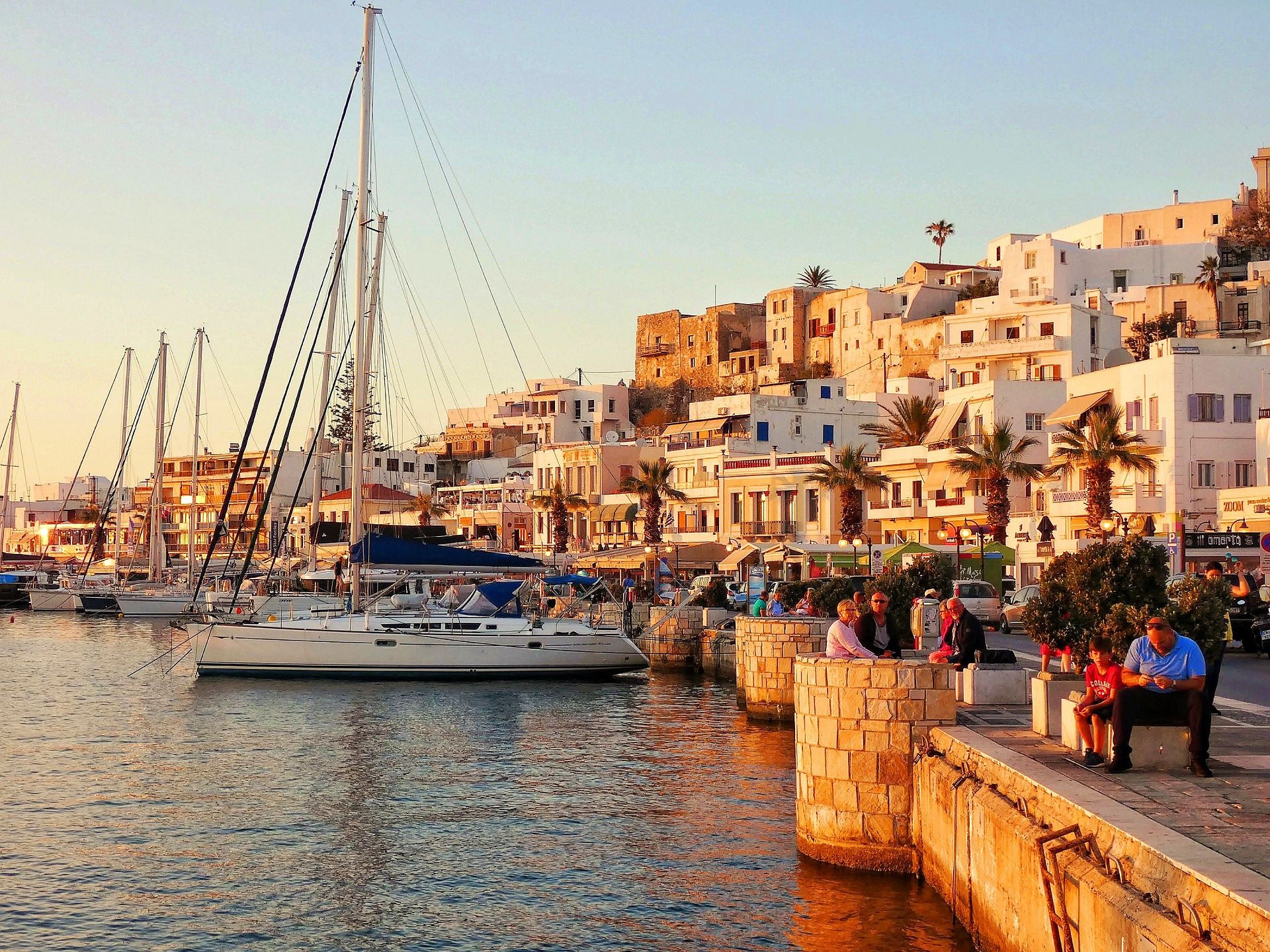 Conde Nast recommends visiting the Cyclades in Greece during May