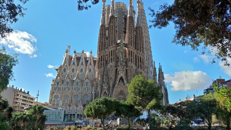 Sagrada Familia Barcelona increases tourist tax