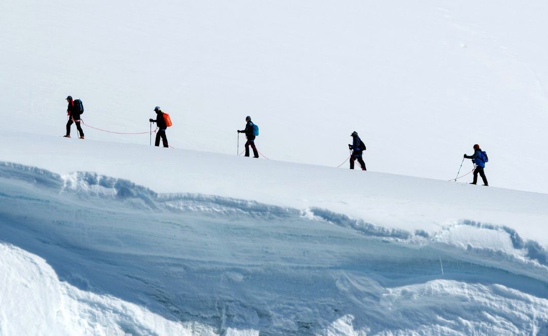Extreme travel - skiing and snowboarding in Antarctica