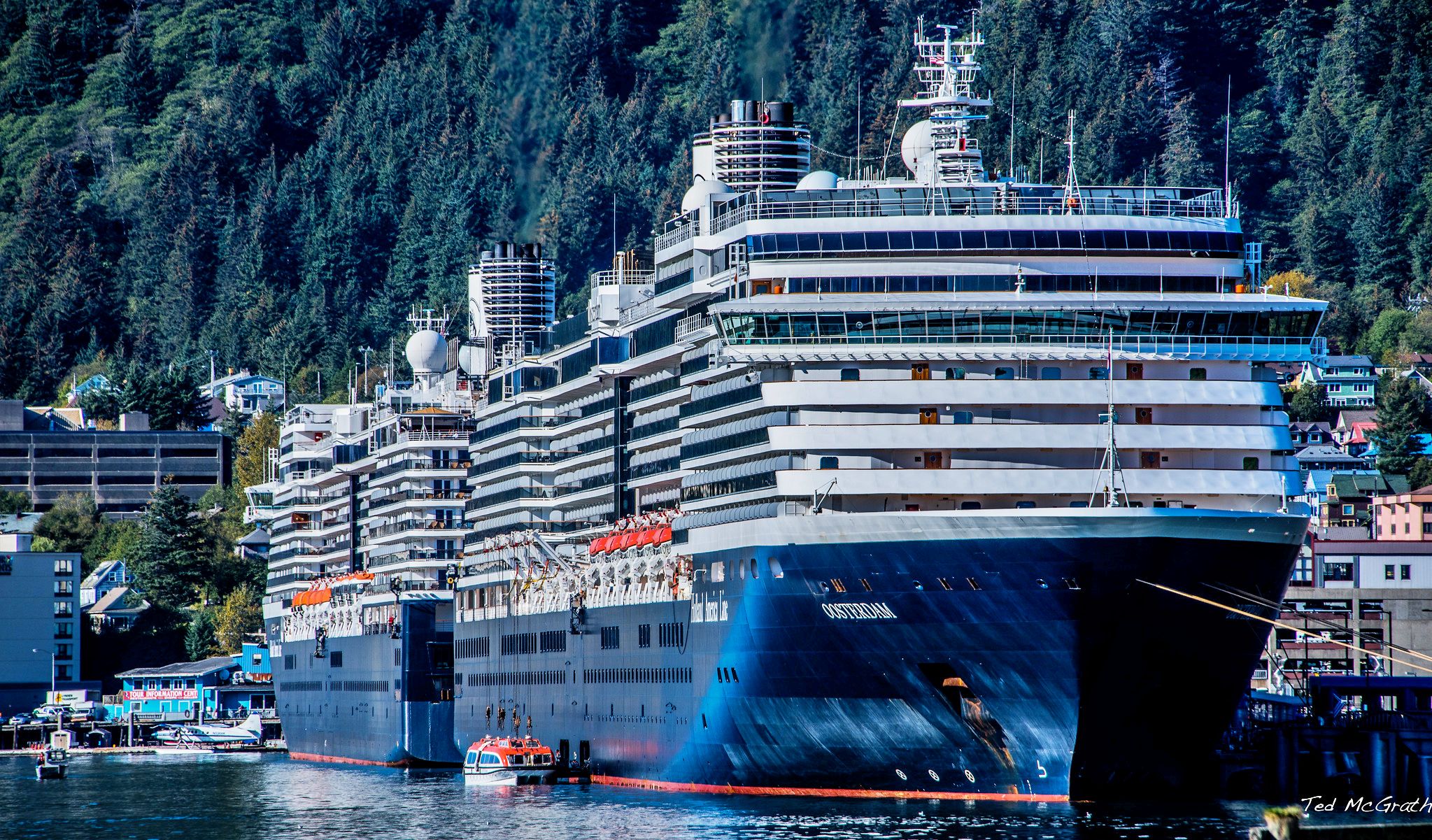 Juneau, Alaska to cap cruise ship passenger numbers