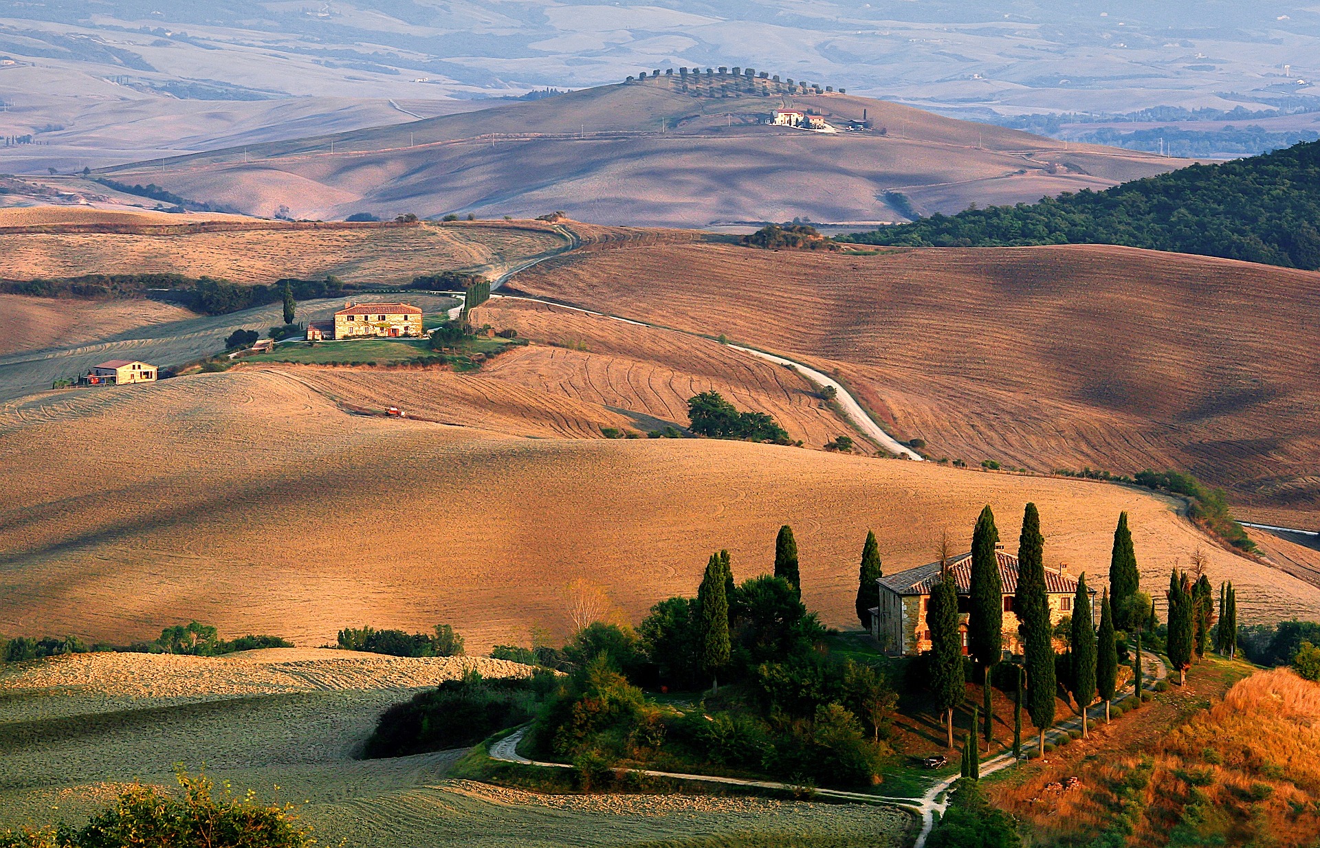 Tuscany region in Italy is offering people up to 30,000 euros to move to a mountain village