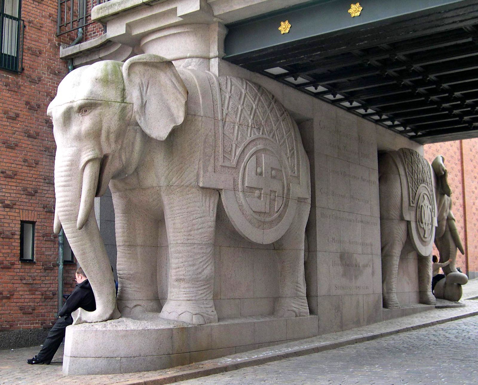 Swastika symbols at Elephant Gate