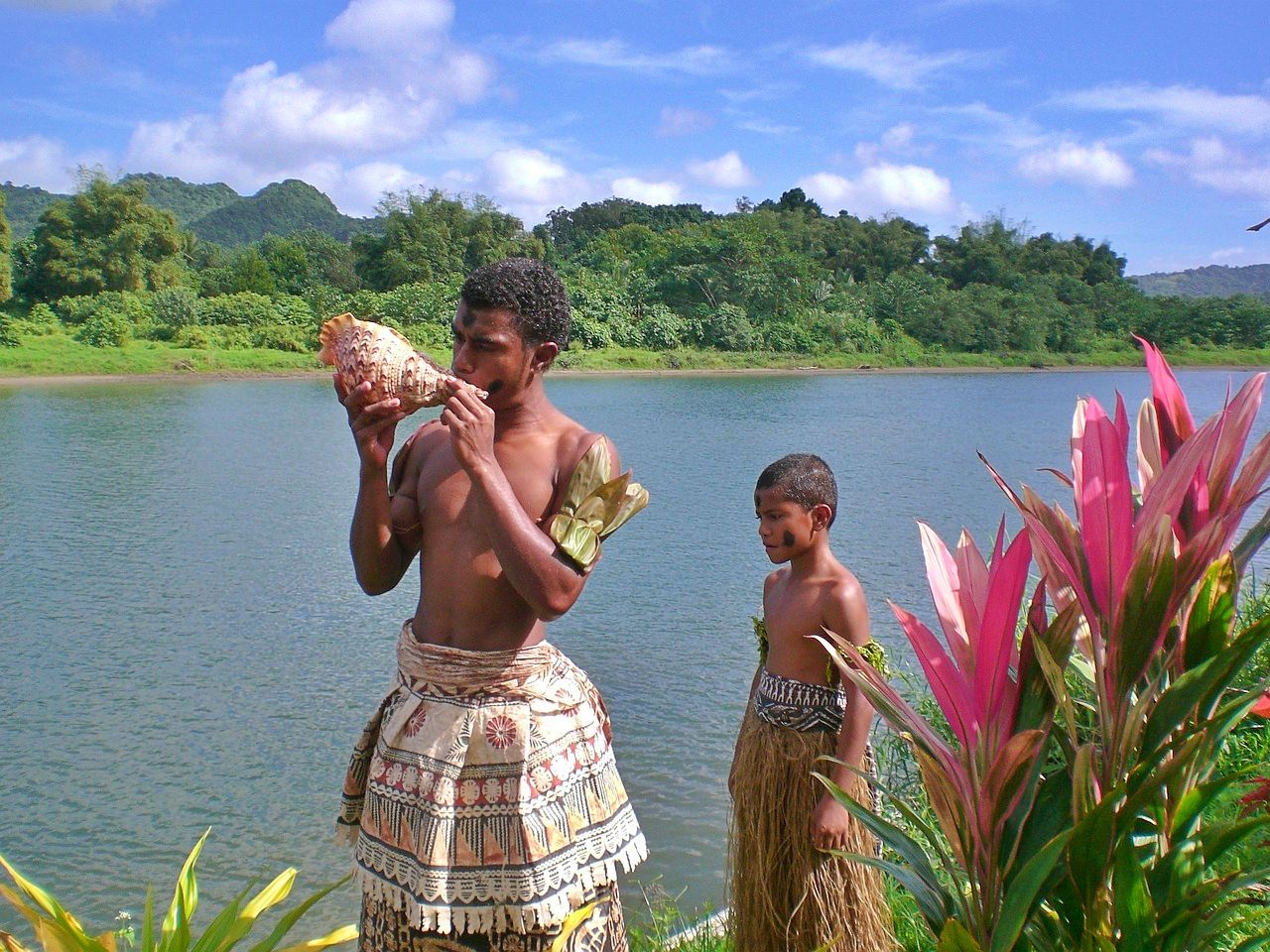 Friendly and welcoming Fijian people