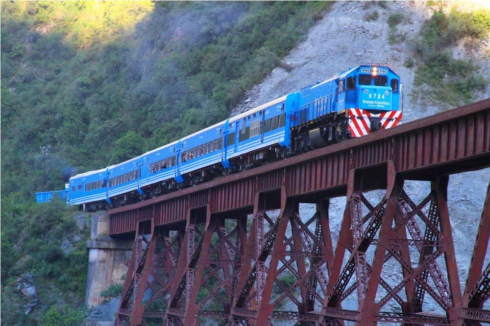 Tren a las Nubes - Train to the Clouds, Argentina