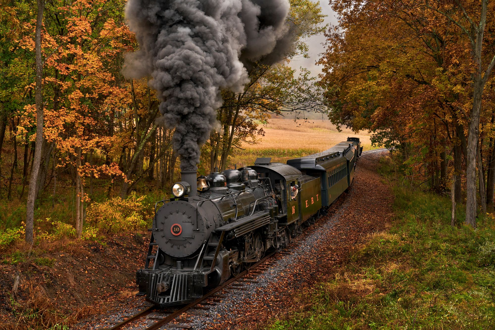 Three top railroads to experience in the fall