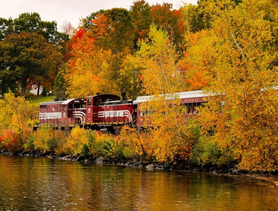 Winnipesaukee Scenic Railroad - Fall Foliage Train