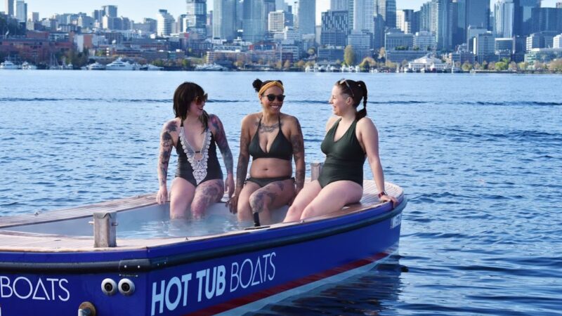 Hot Tub Boats in Seattle