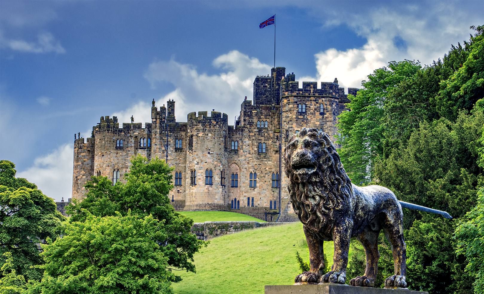 Alnwick Castle, Scotland - Harry Potter