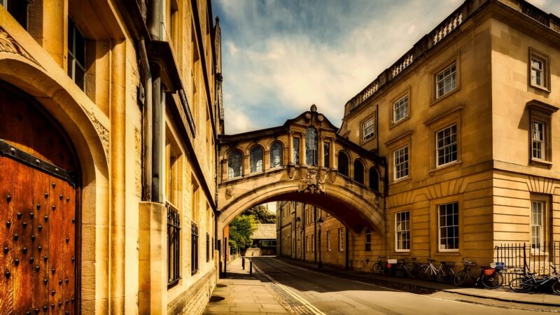 The city of Oxford was a filming location for the movie Wonka