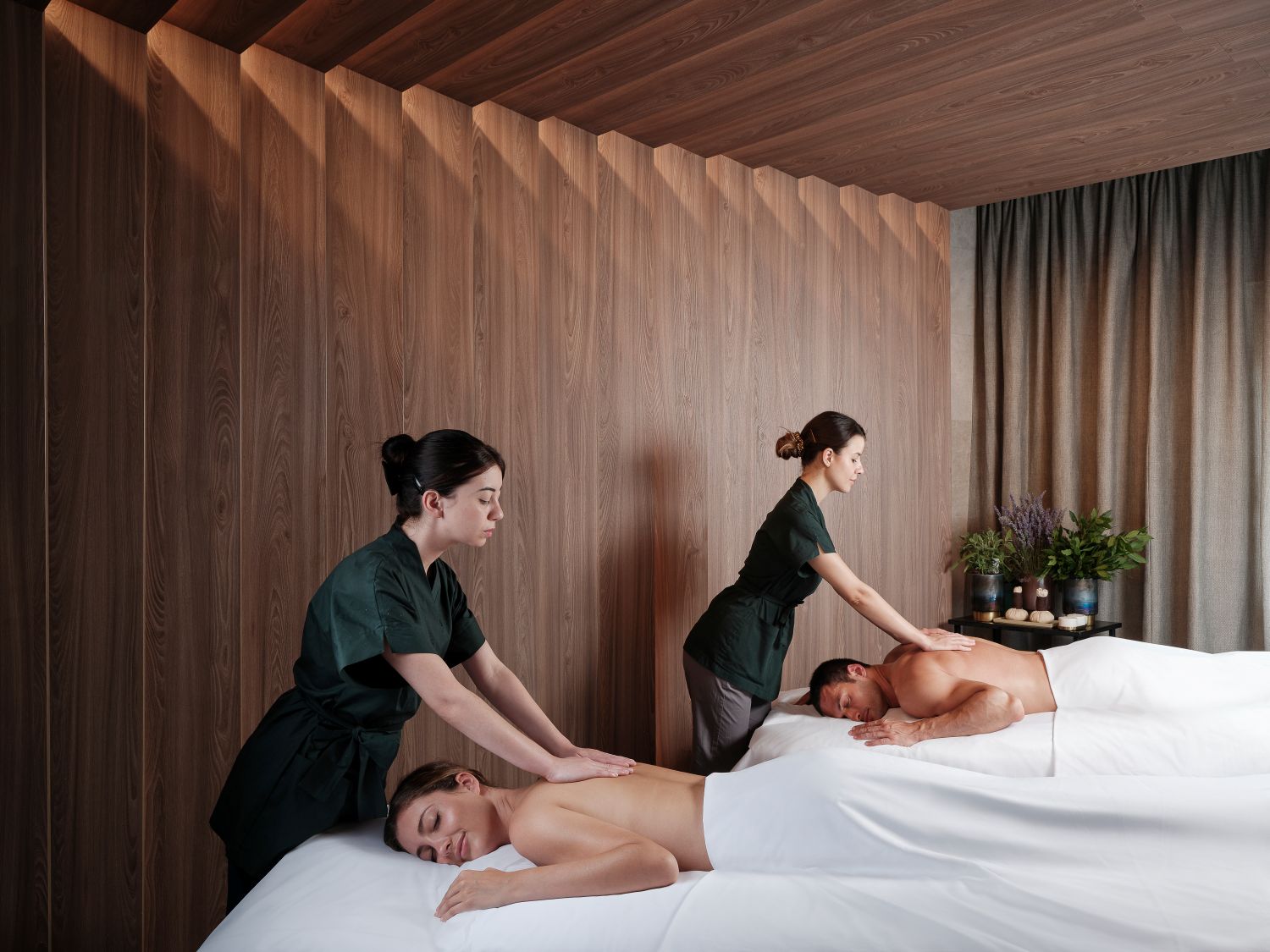 Couple's treatment in the spa