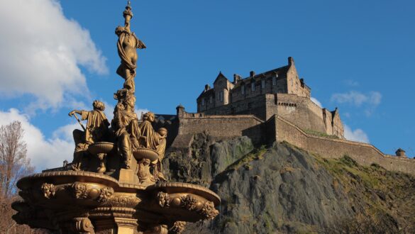 Edinburgh, Scotland to introduce 5% tourist tax