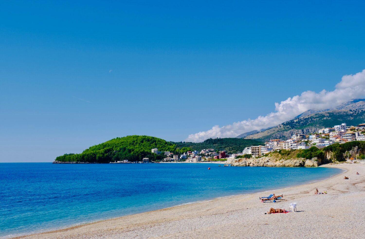 Badia Blava beach in Mallorca for a snorkeling vacation