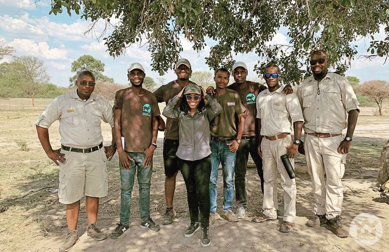 Conservation coaches and guides