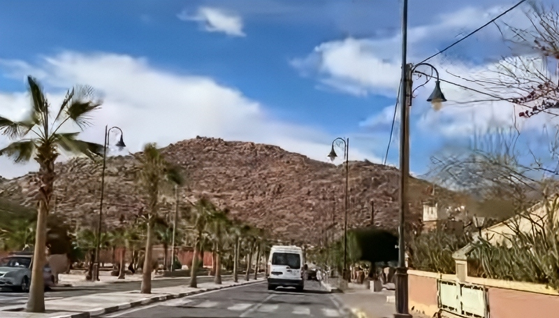 Tafraoute - Mor Acro - YouTube