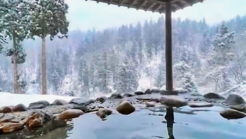 Serene outdoor hot baths in Tohoku - Taylor and Jordan travel - YouTube