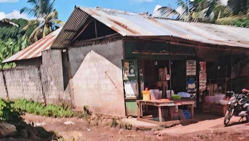 Not much wealth away from the beachfront - Image used with permission